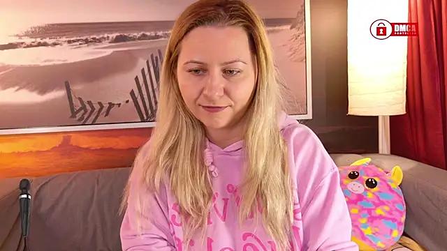 BigBoobsARRI from StripChat
