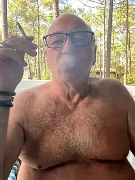 biggandybig from StripChat
