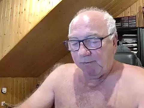 biggandybig from StripChat