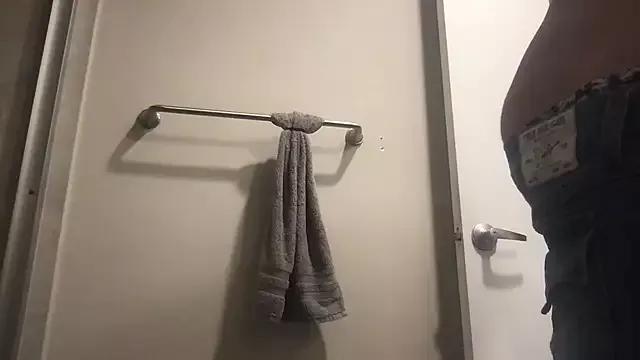 BigGuyMuscle from StripChat