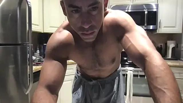 BigGuyMuscle from StripChat