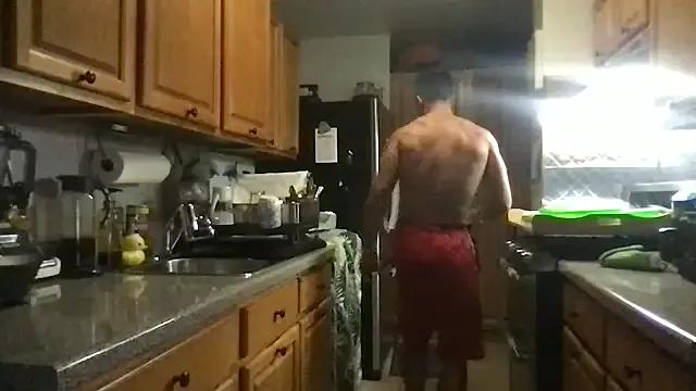 BigGuyMuscle from StripChat