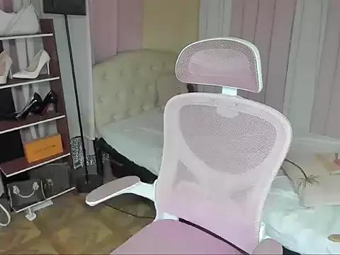 Dirty chat webcam: explore liveshows with versed models, from laying bare to fetishes, in a variety of sexy free adult webcams.