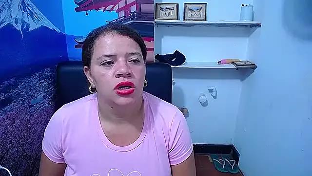 Biigg_xxx from StripChat