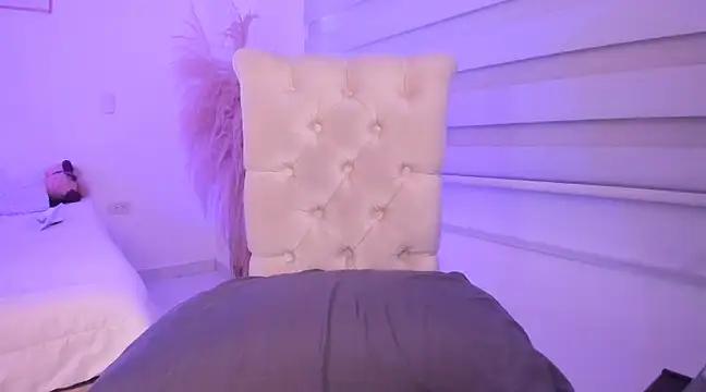 Billieparker123 from StripChat