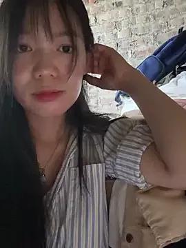binejr from StripChat is Freechat