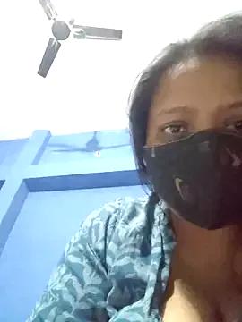 bitch-horny from StripChat is Freechat