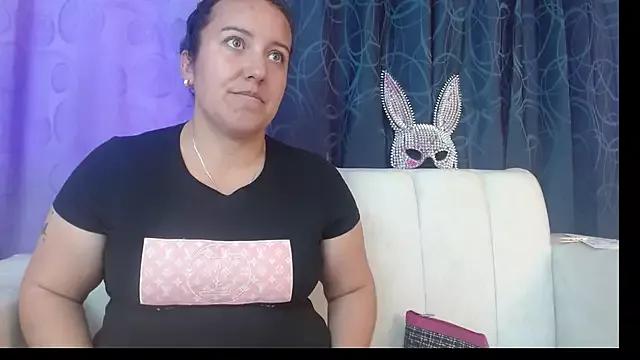 Bitch_0limits from StripChat is Freechat