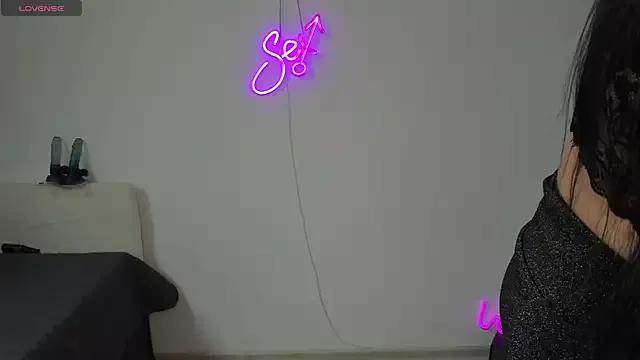Bitch_Coin from StripChat is Freechat