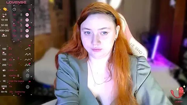 Bitchy_Lily from StripChat is Freechat