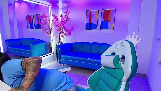 Black_roseee from StripChat is Freechat