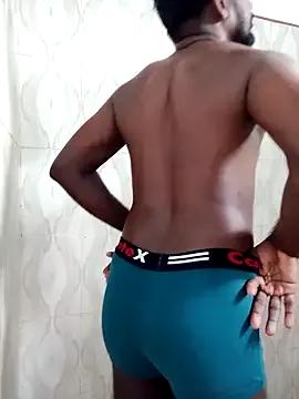 BlackRosh from StripChat is Freechat