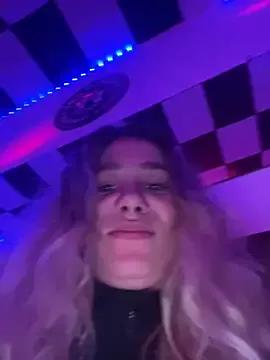 blond-96 from StripChat is Freechat