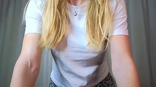 blond_forgivable from StripChat is Freechat