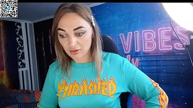 Blonde_Temptation from StripChat is Freechat