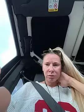 blondi2077 from StripChat is Freechat