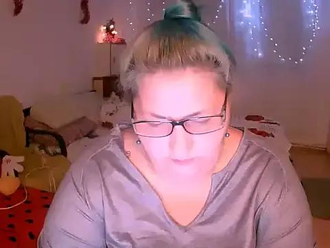 BlondyBigBoobs from StripChat is Freechat