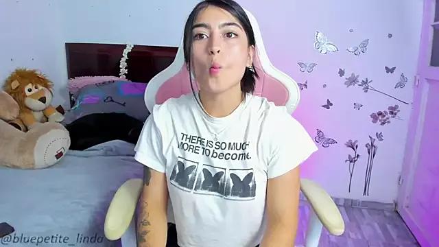 Blue_Petite from StripChat is Freechat