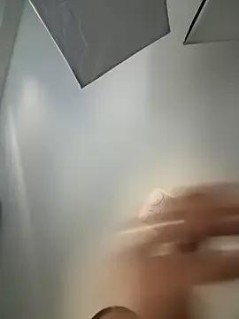 BlueEyes_BB from StripChat is Freechat
