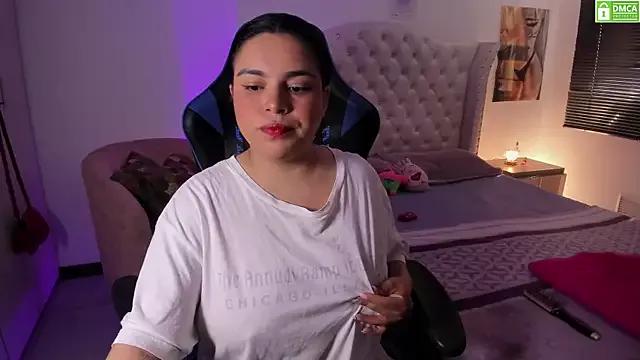 Bluepaula from StripChat is Freechat