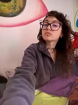 Blulilla69 from StripChat