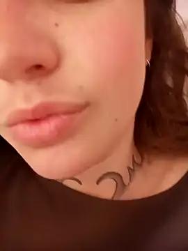 Blulilla69 from StripChat