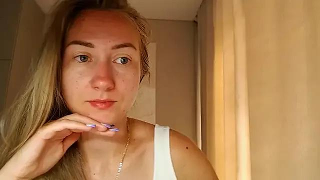 BluueSilk from StripChat