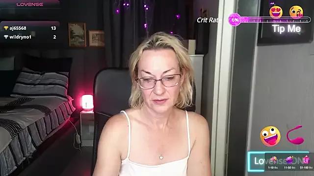 Boeslaboes1 webcams show profile image 