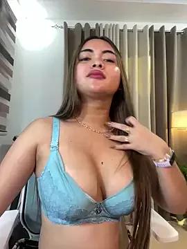 Bombshell_Ashy from StripChat