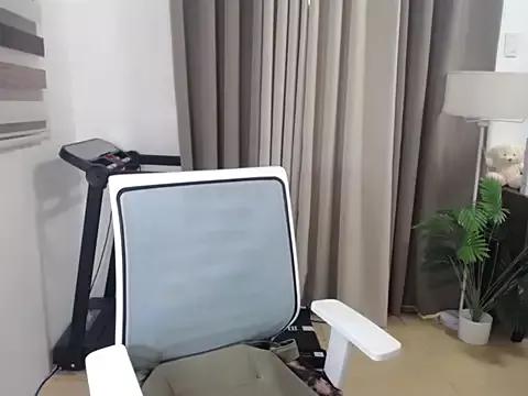 Bombshell_Ashy from StripChat