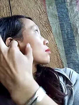 bonnie-00 from StripChat