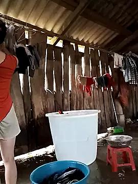 bonnie-00 from StripChat