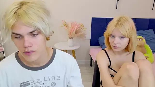 Bonnie_And_C1yde from StripChat is Freechat