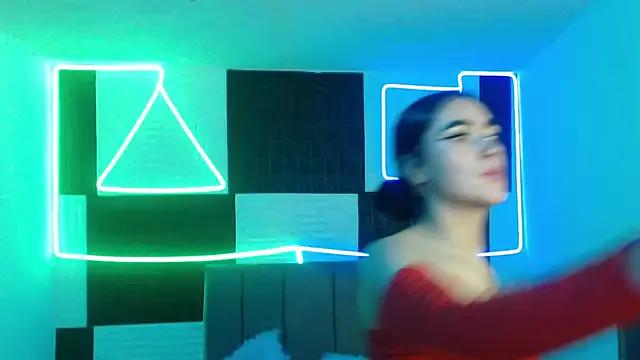 bonnie_blue_18 from StripChat