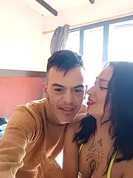 Bonnie_Clydeee from StripChat