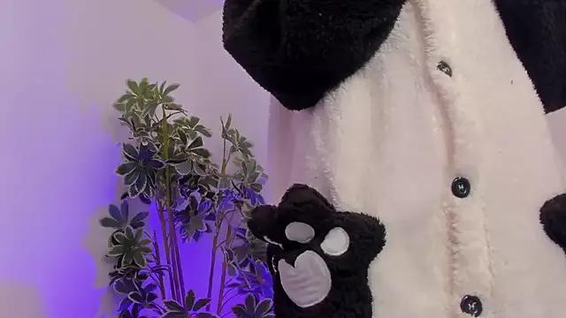 BonnieCute_ from StripChat