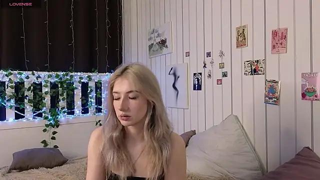 BonnieFunnell from StripChat