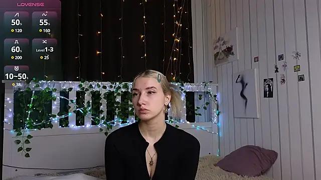BonnieFunnell from StripChat