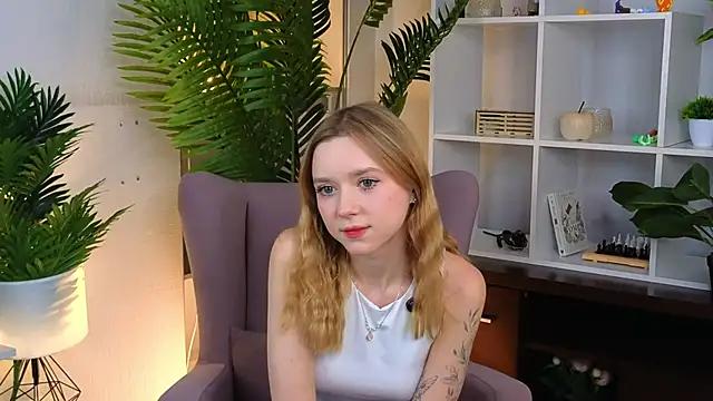 BonnieGorse from StripChat