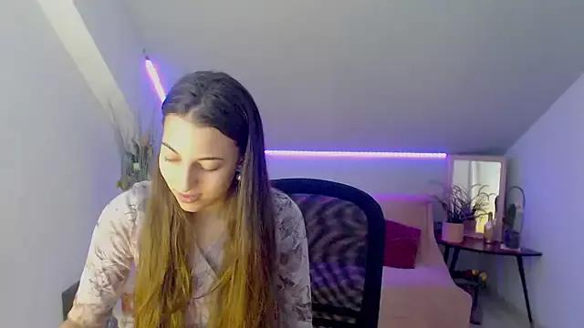 BonniePearson from StripChat is Freechat