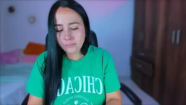 bonny_greyl from StripChat