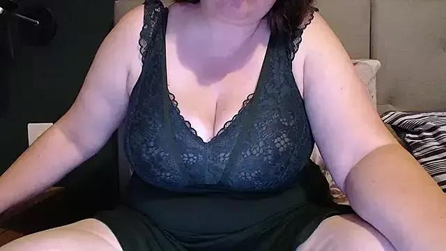 BoobaliciousBeauty from StripChat