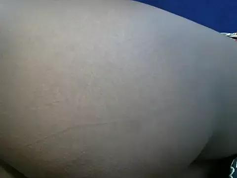 Bootie_Queen- from StripChat is Freechat