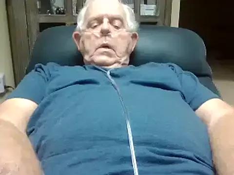 bootlegmanz from StripChat