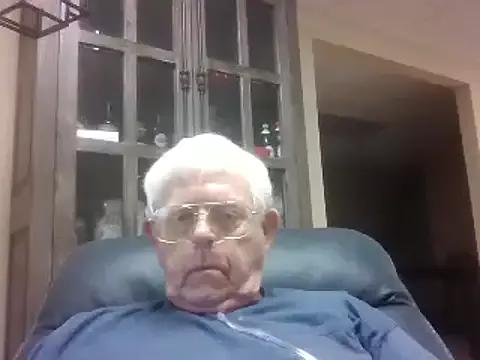 bootlegmanz from StripChat