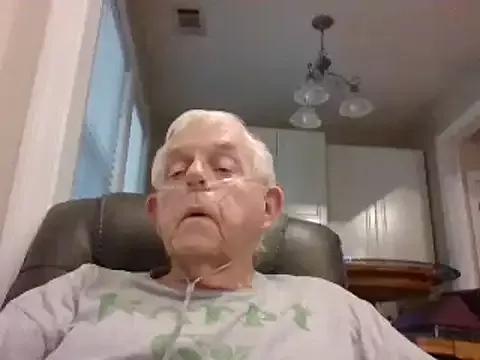 bootlegmanz from StripChat