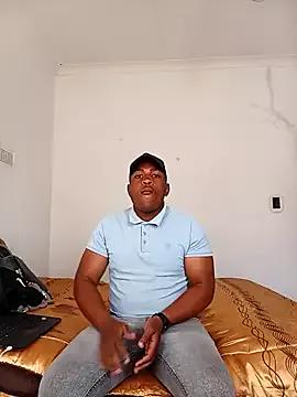 bosszonke123 from StripChat