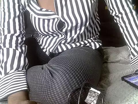 Boujee_tyra from StripChat is Freechat