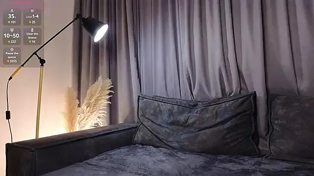 BreeBarrick from StripChat is Freechat