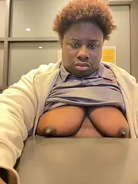 Breezylws from StripChat